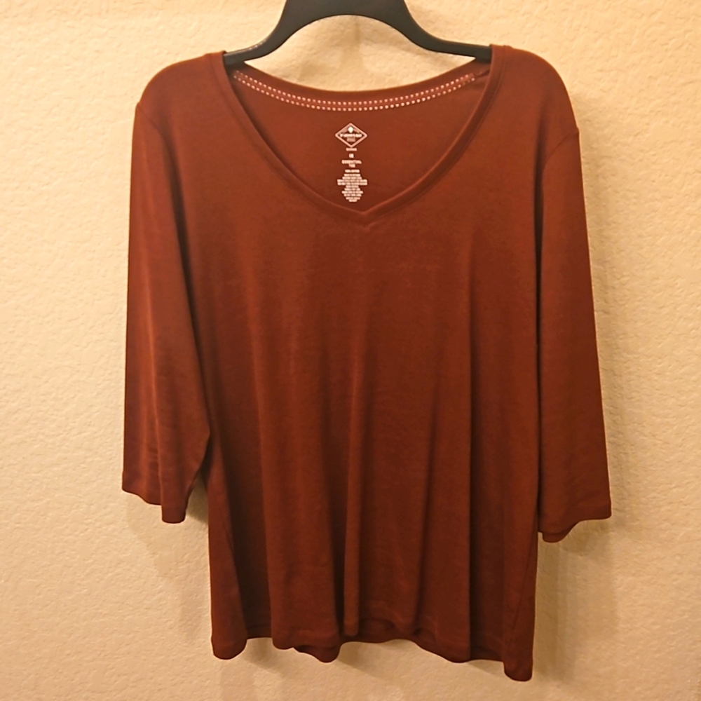 Brown t-shirt